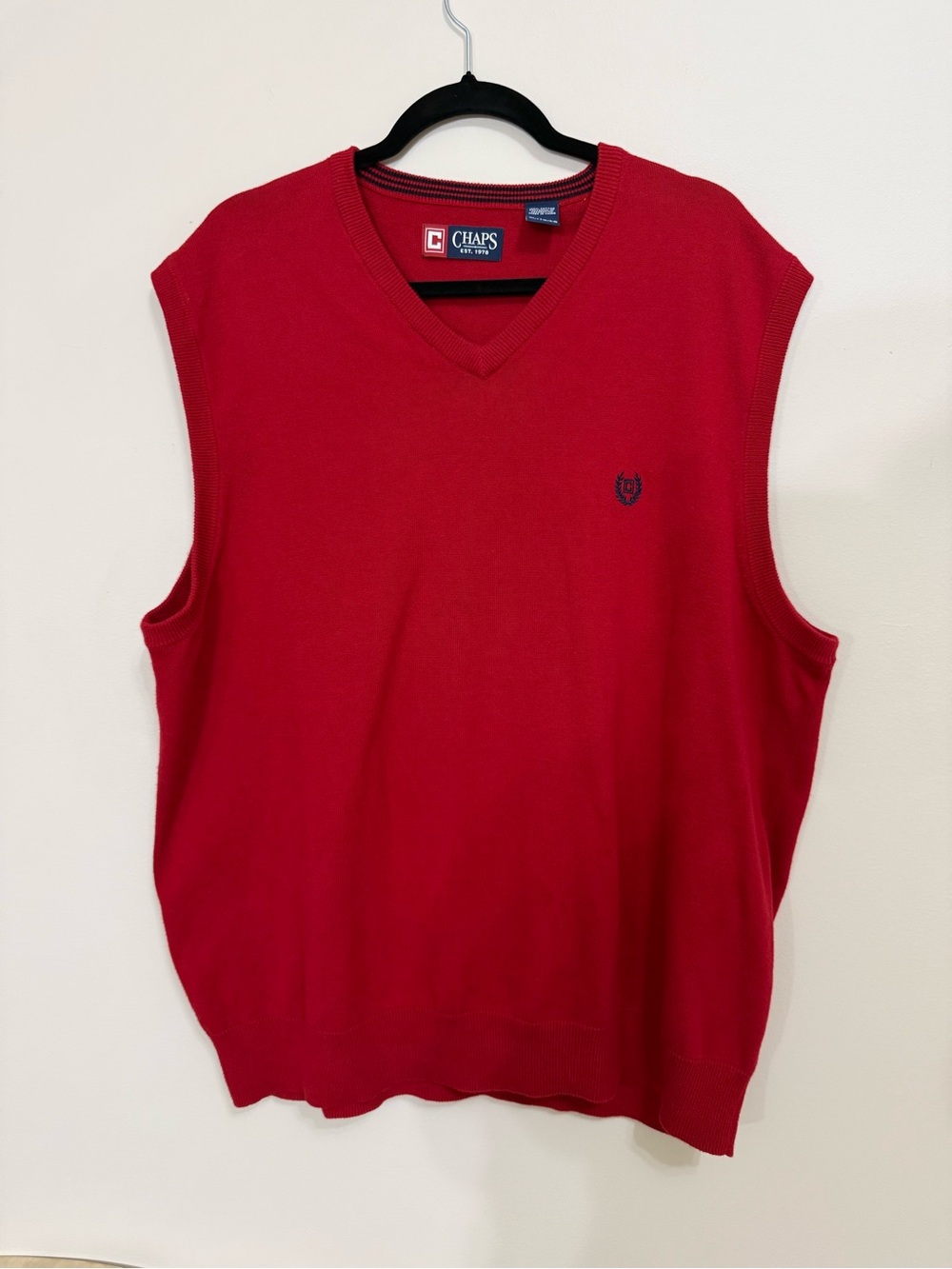 Chaps Men's Red Sleeveless Sweater Vest Size XL 100% Cotton Preppy Red EUC